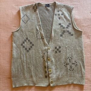 Vintage Daniel Hechter Gray Cream Knit Sweater